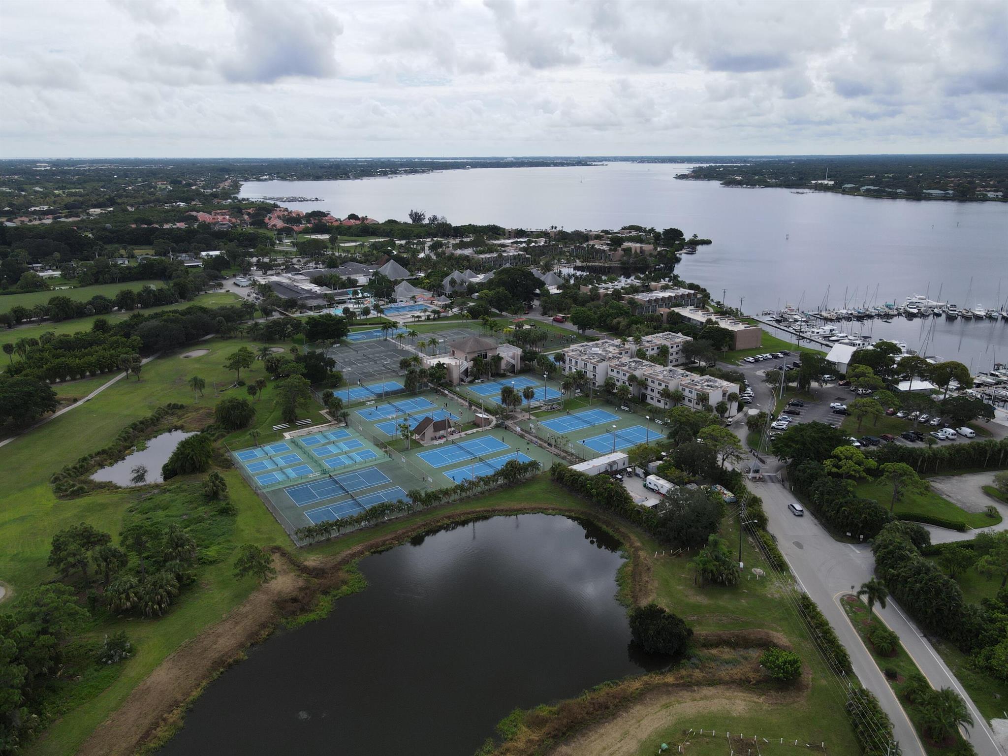 RIVER VISTA SUBDIVISION R - Residential