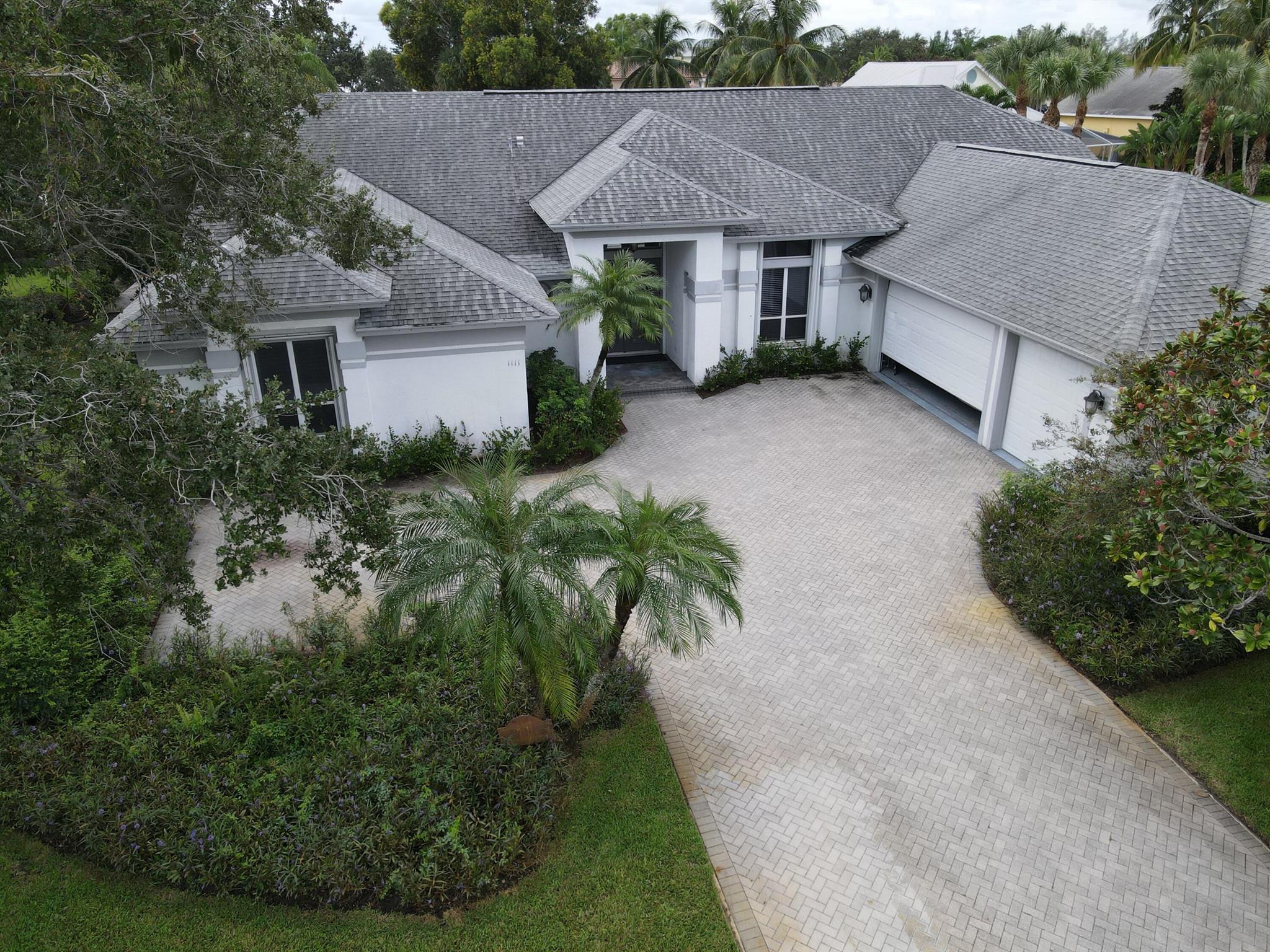 RIVER VISTA SUBDIVISION R - Residential