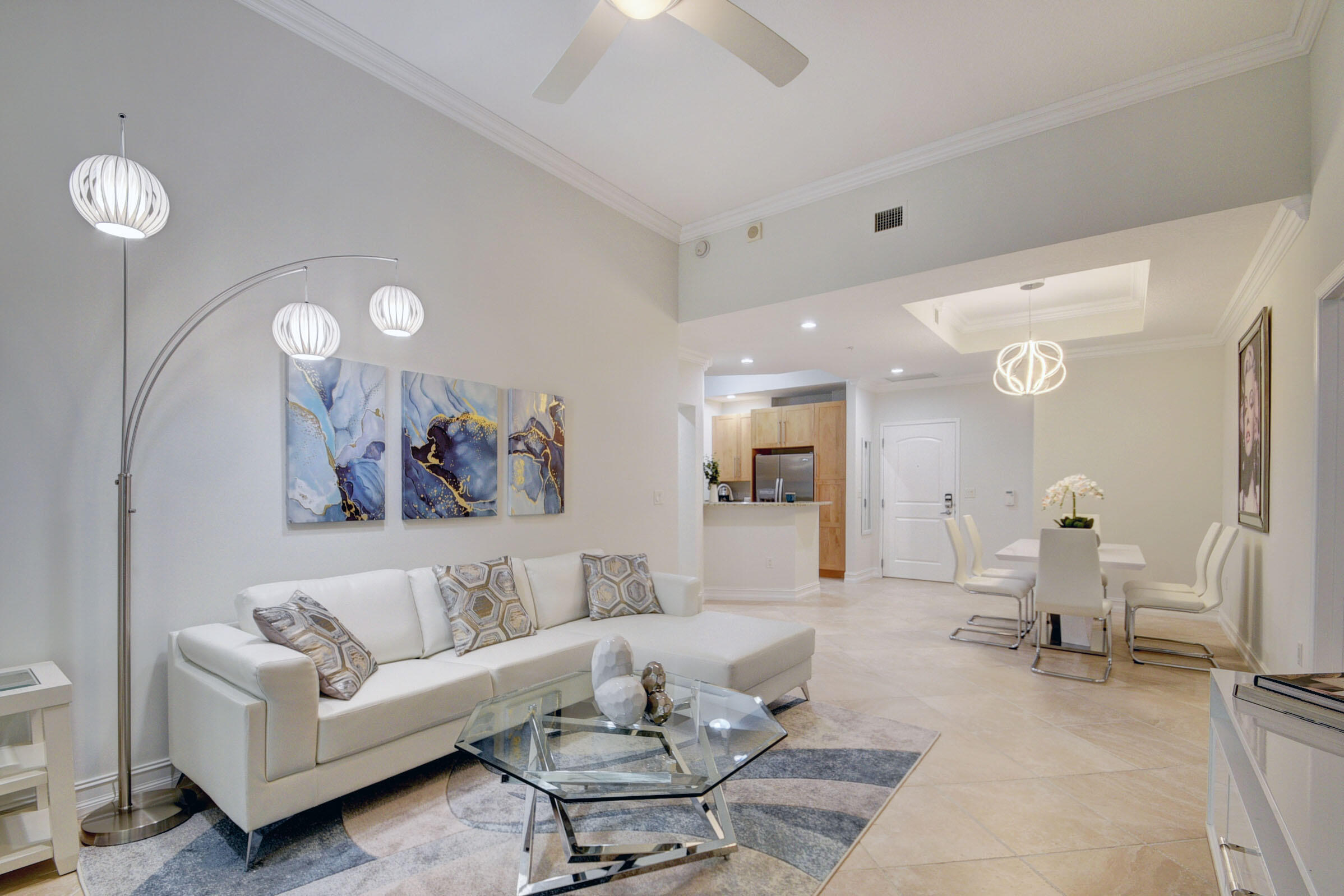 701 S Olive Avenue 1506