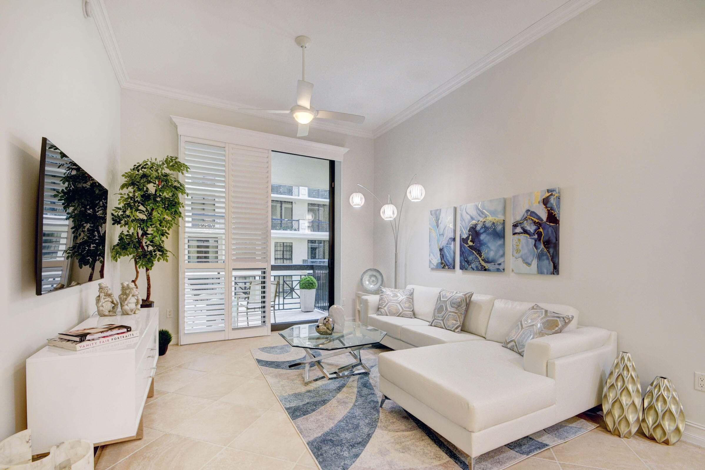 701 S Olive Avenue 1506