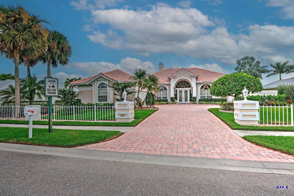 Photo of 8165 SE Double Tree Drive, Hobe Sound, FL 33455 (MLS # R10939927)