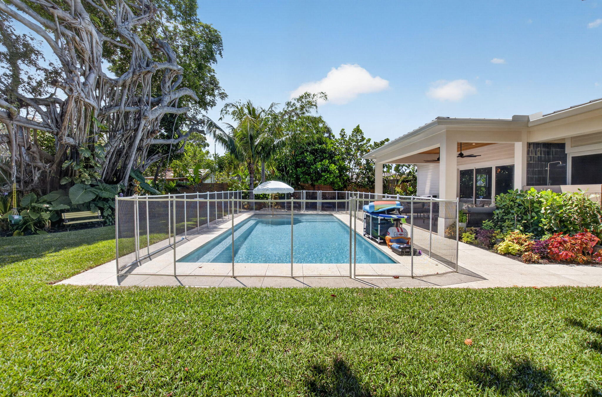 BOCA RATON HILLS SEC 3 - Residential Lease