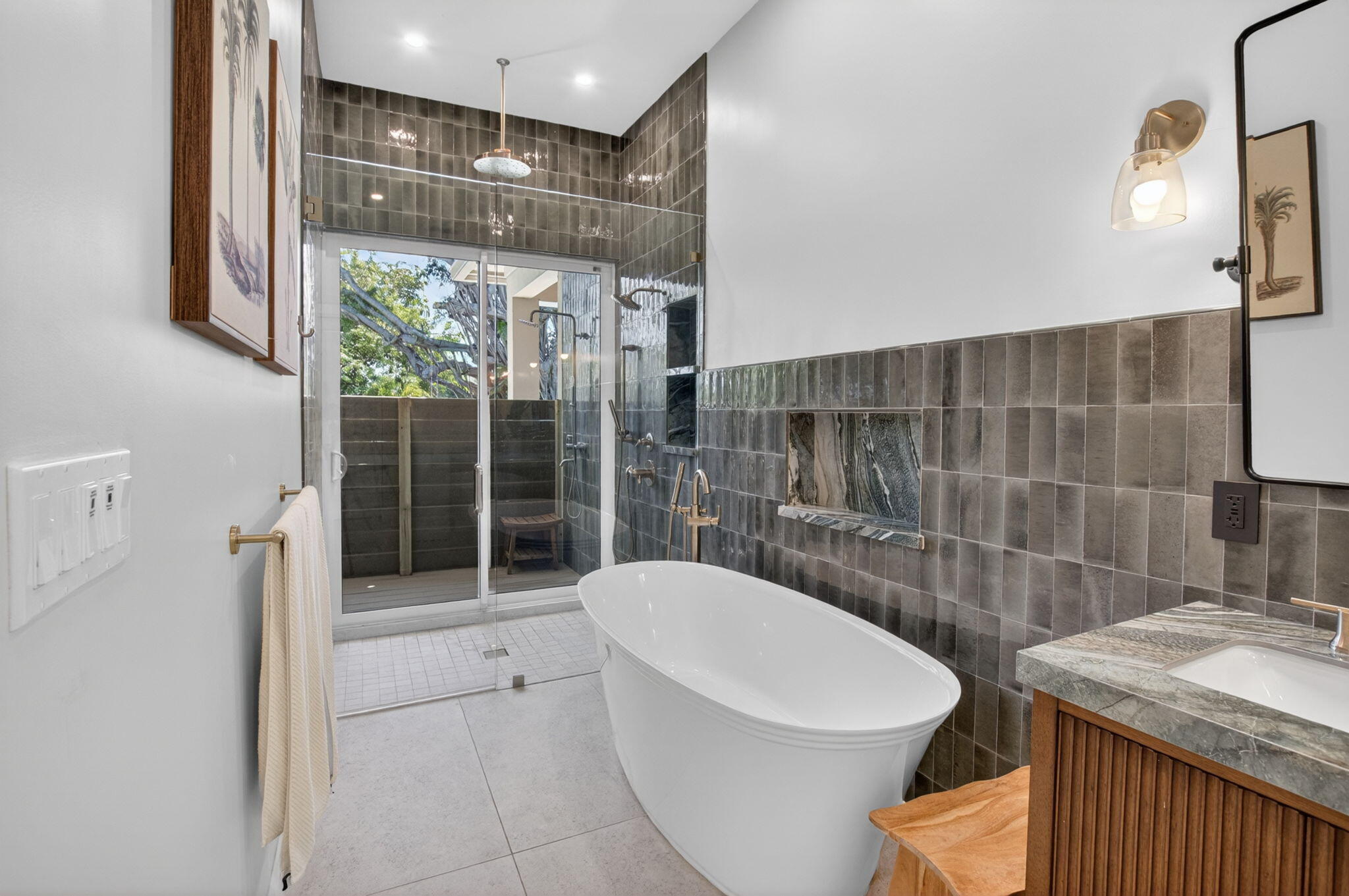 BOCA RATON HILLS SEC 3 - Residential Lease