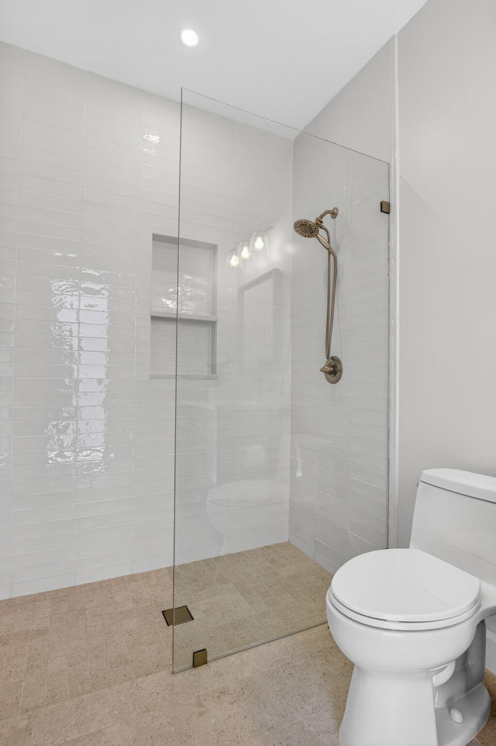 BOCA RATON HILLS SEC 3 - Residential Lease
