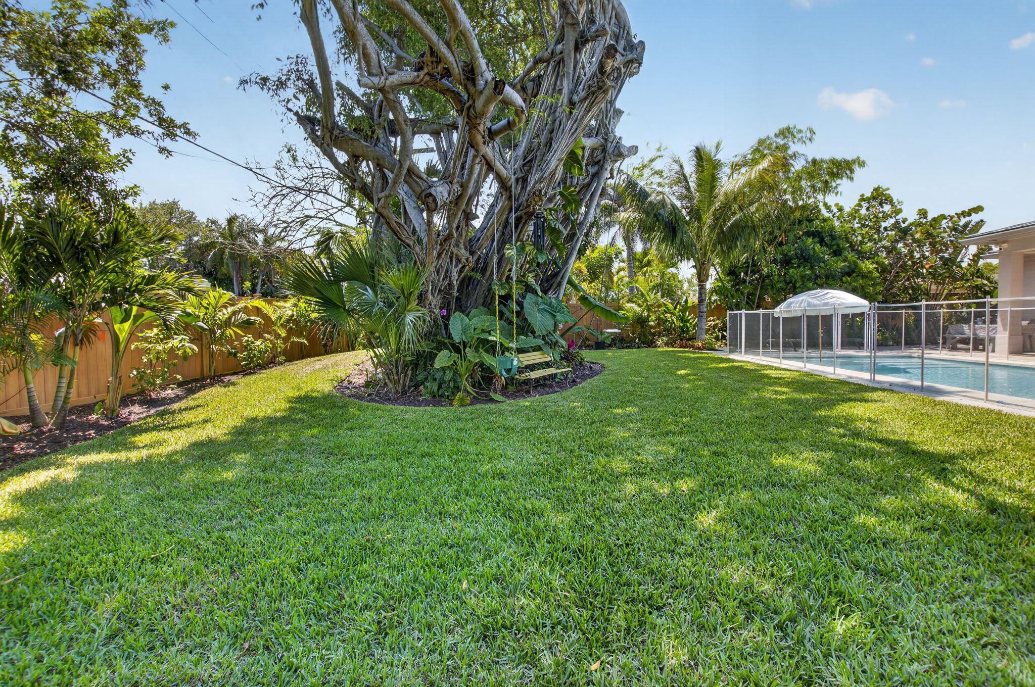 BOCA RATON HILLS SEC 3 - Residential Lease