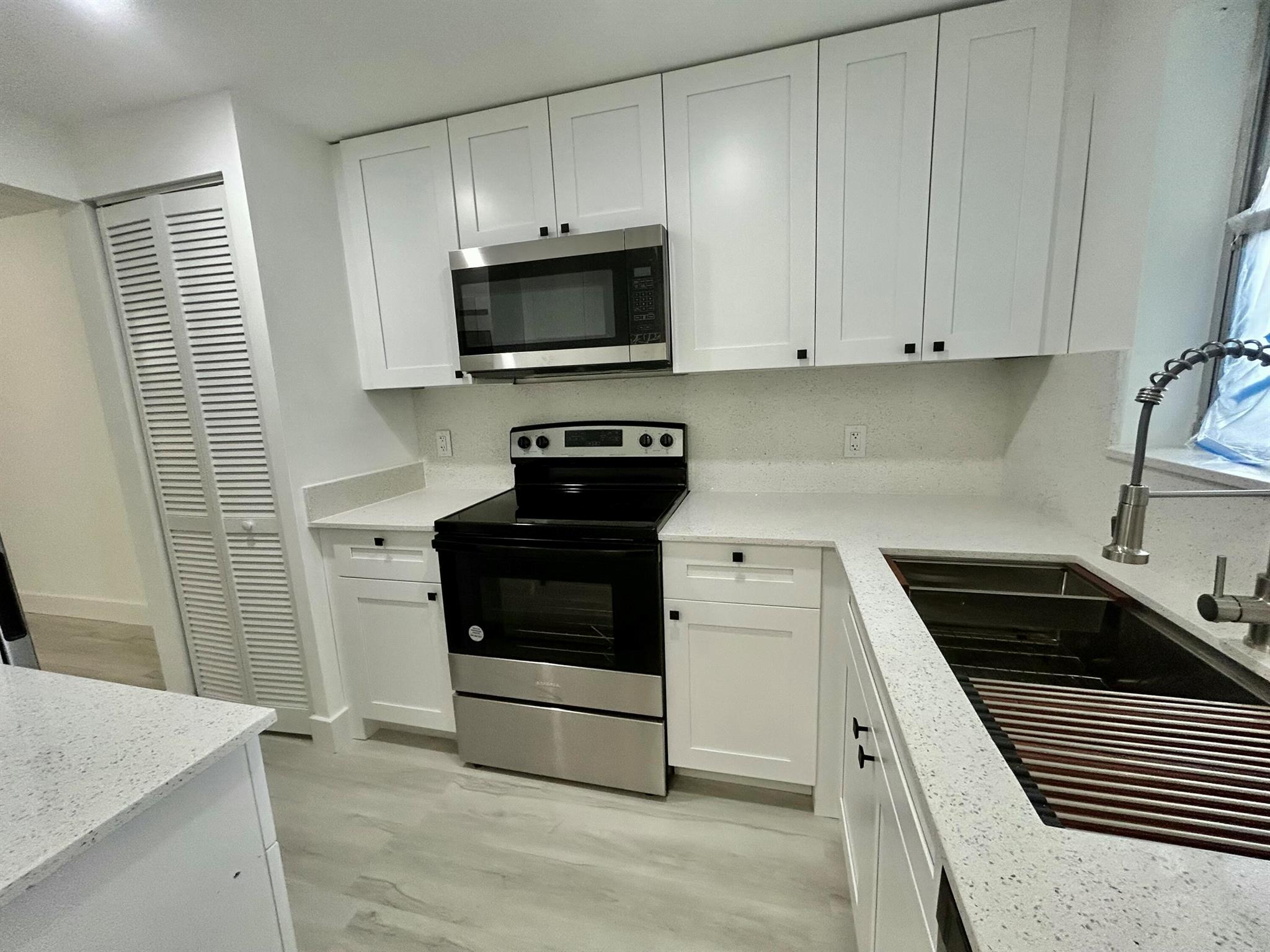 1100 Ponce De Leon Circle N108