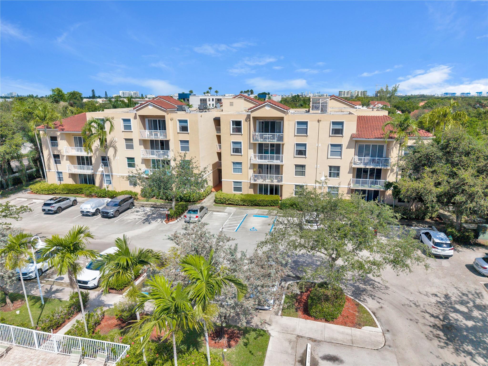 SHERIDAN BEACH CLUB NO 3 - Residential Lease