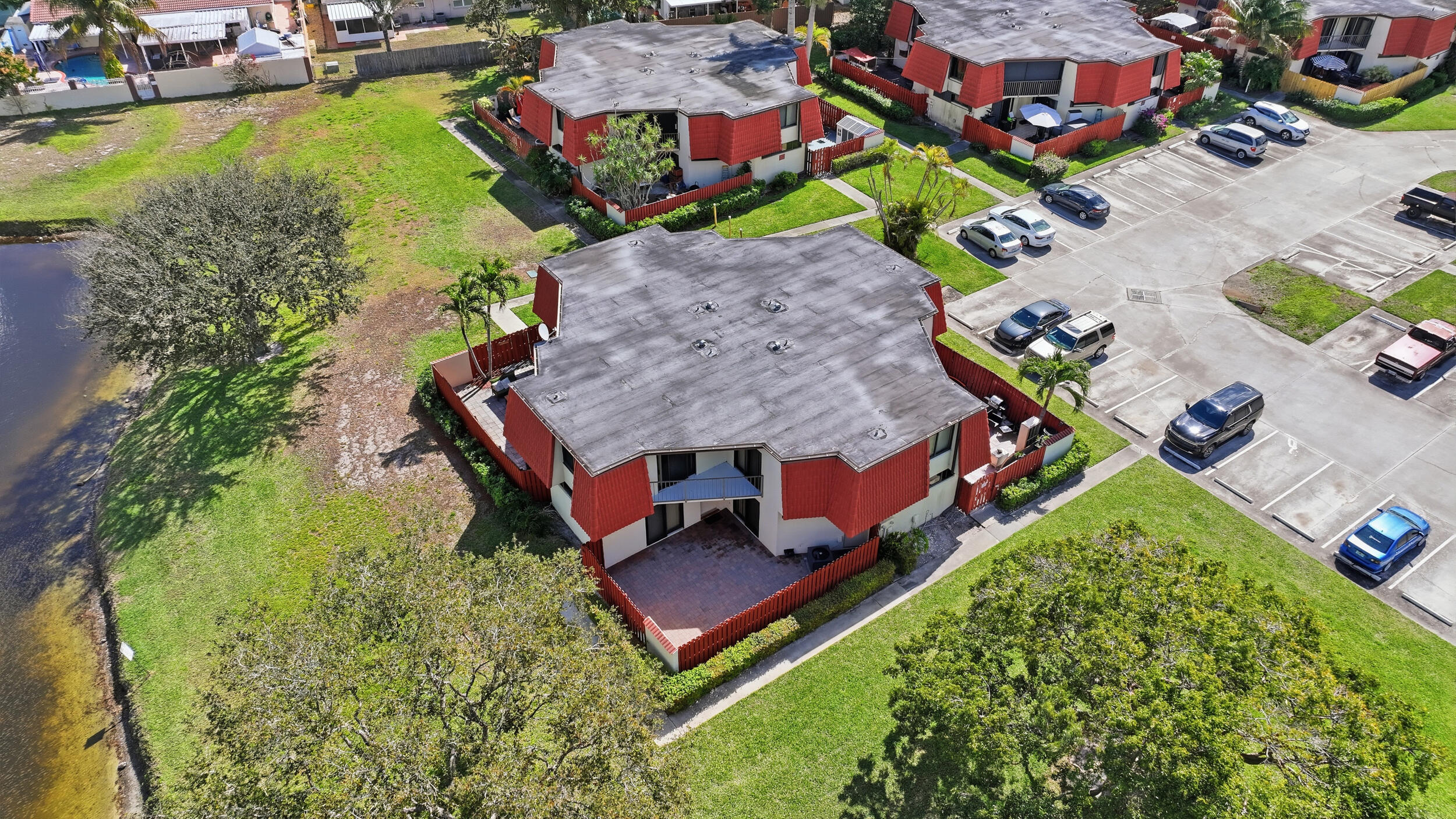 SOMERSET - Residential