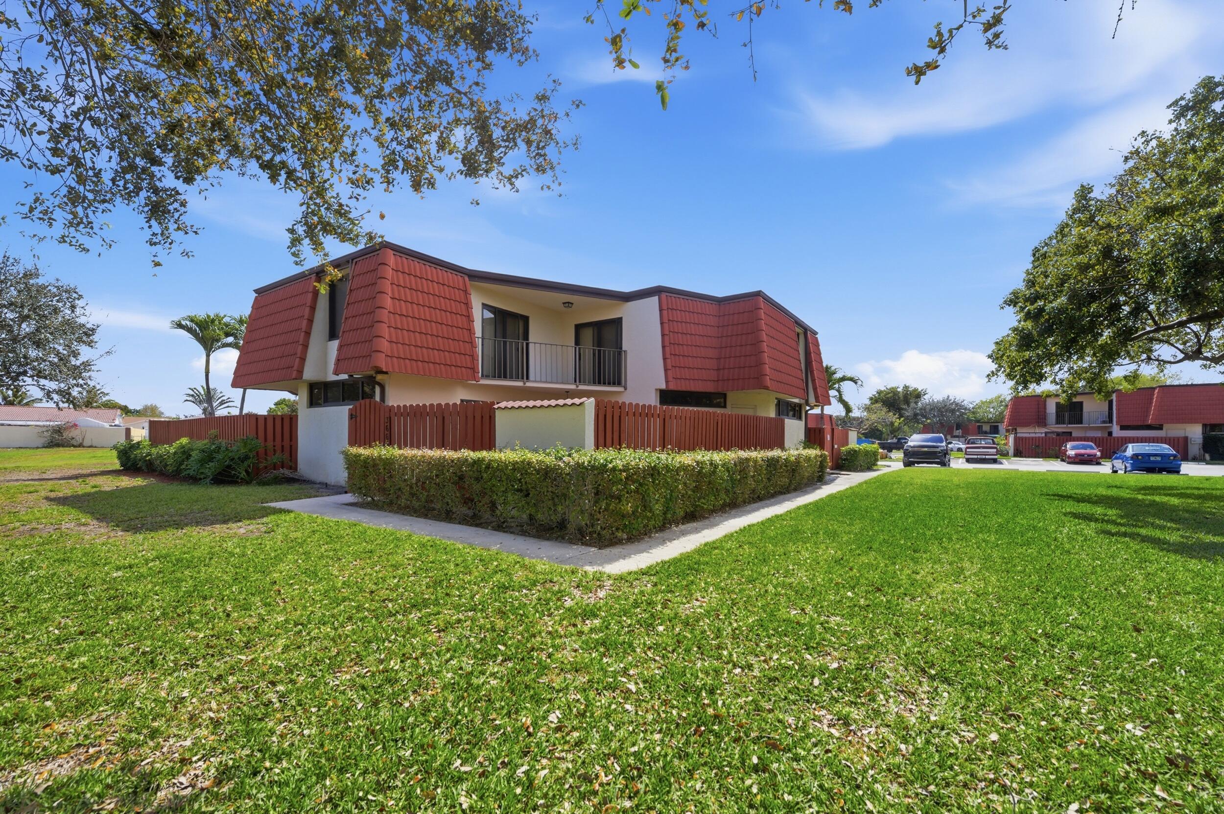 SOMERSET - Residential