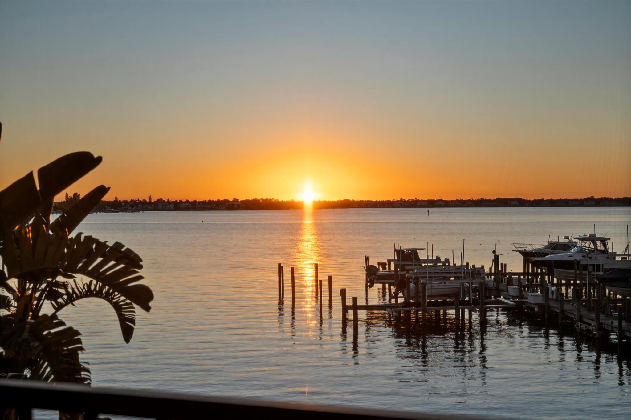 415 NORTH RIVER DRIVE CON - Residential