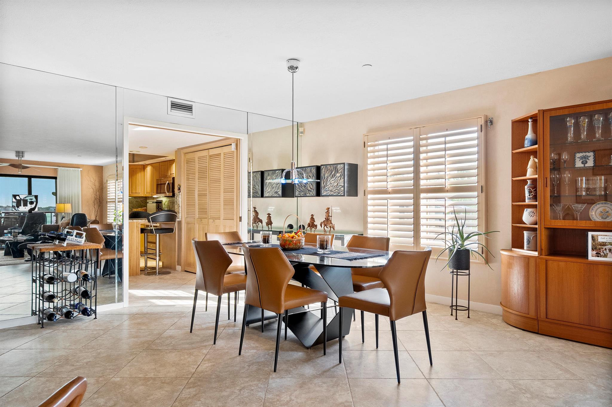 415 NORTH RIVER DRIVE CON - Residential