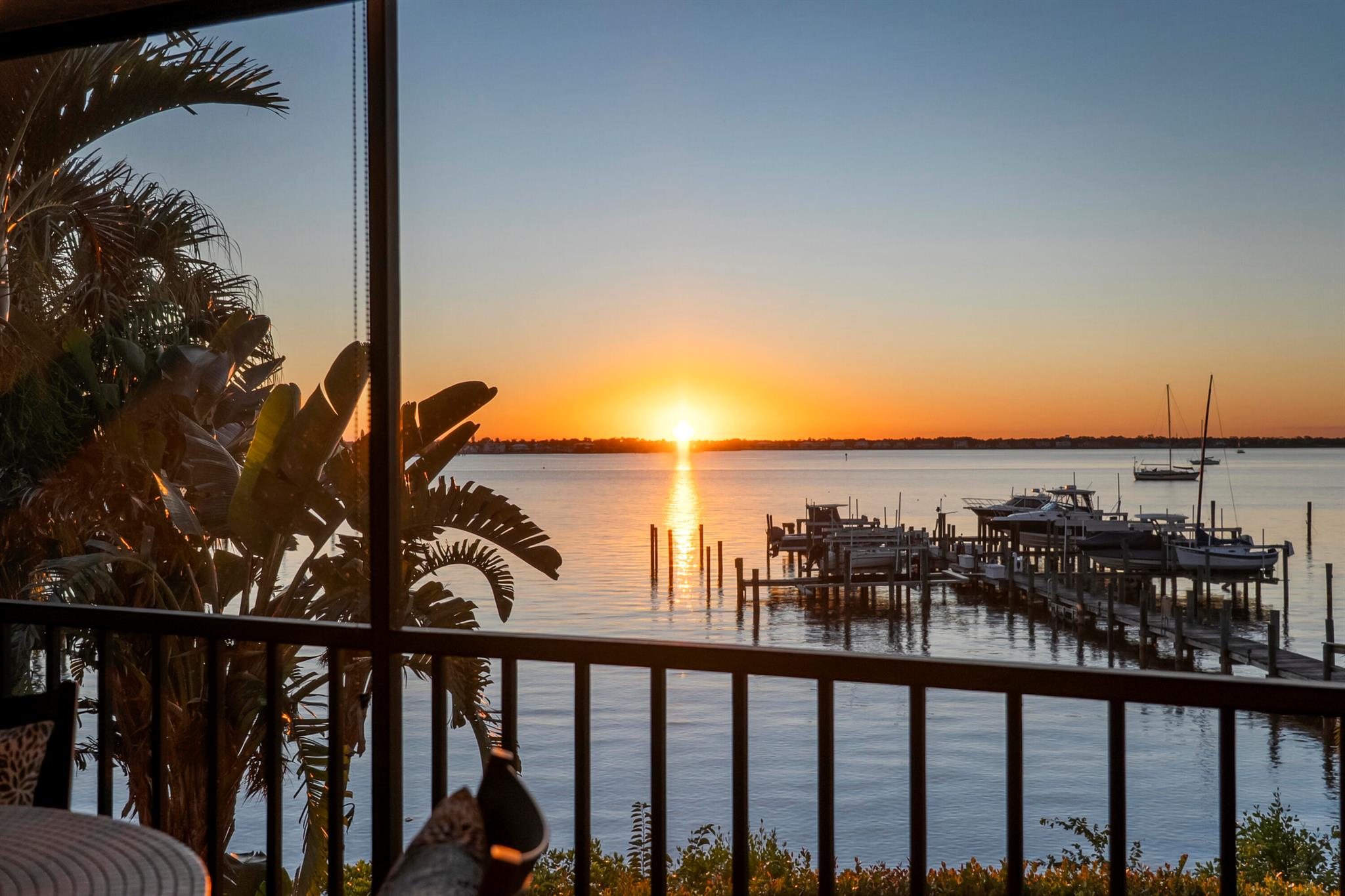 415 NORTH RIVER DRIVE CON - Residential