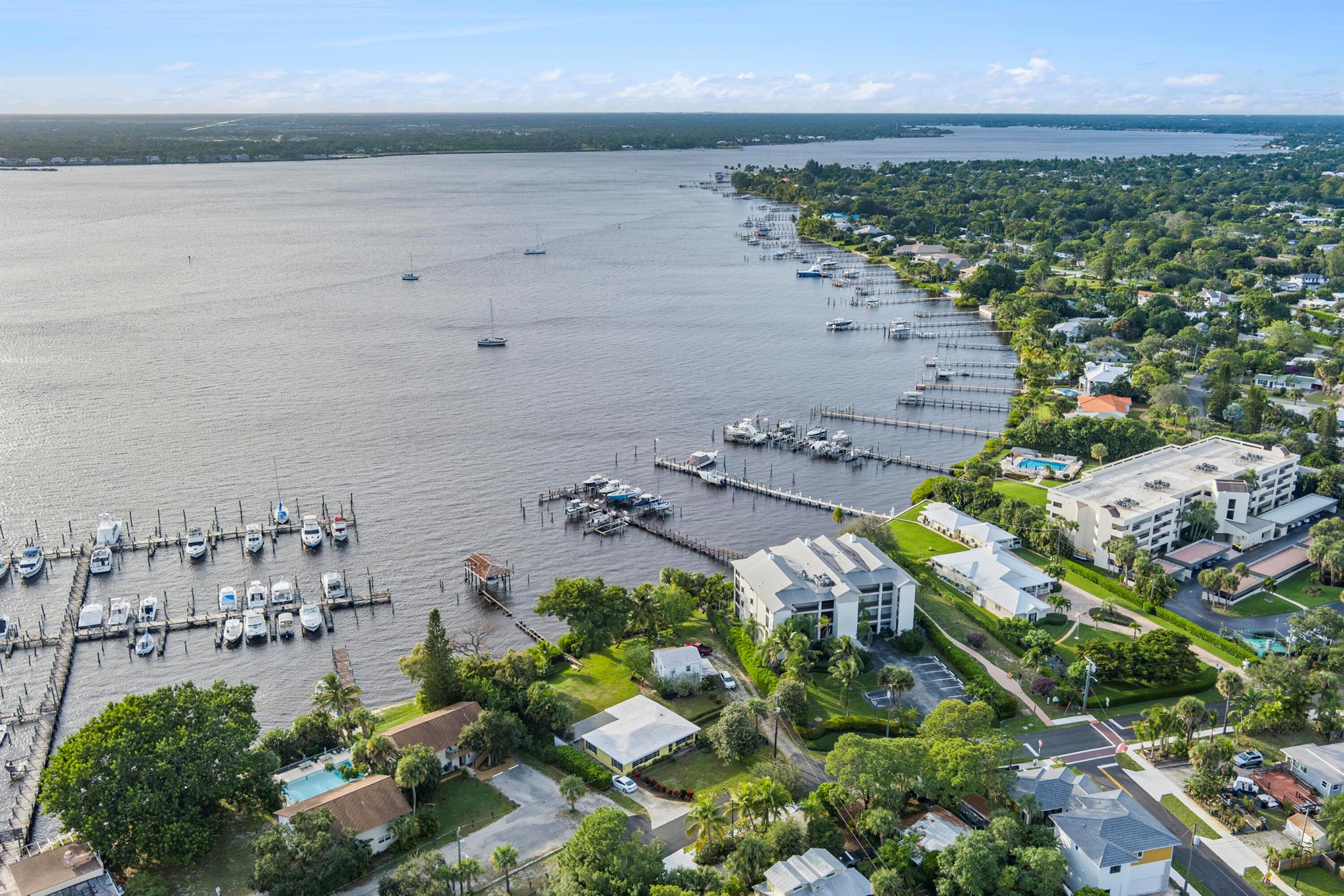 415 NORTH RIVER DRIVE CON - Residential