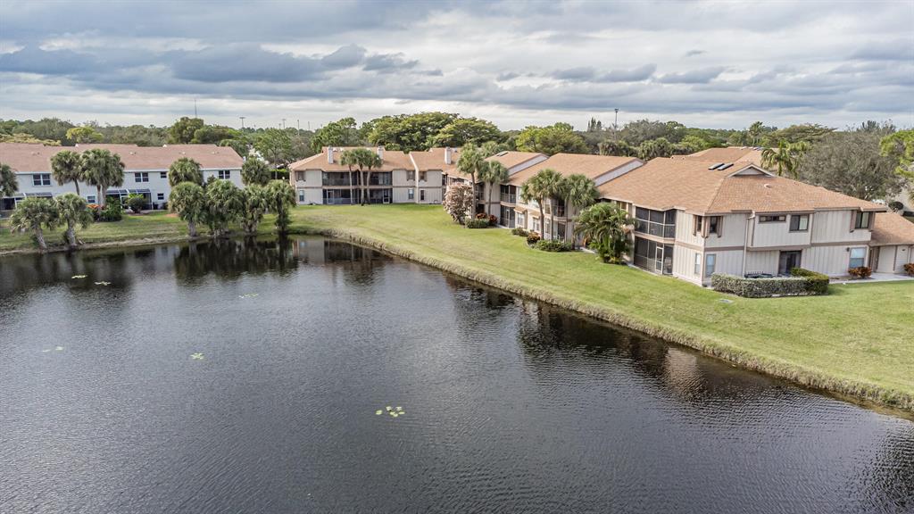 CROSSWINDS AT RIVER BRIDGE CONDO - Residential