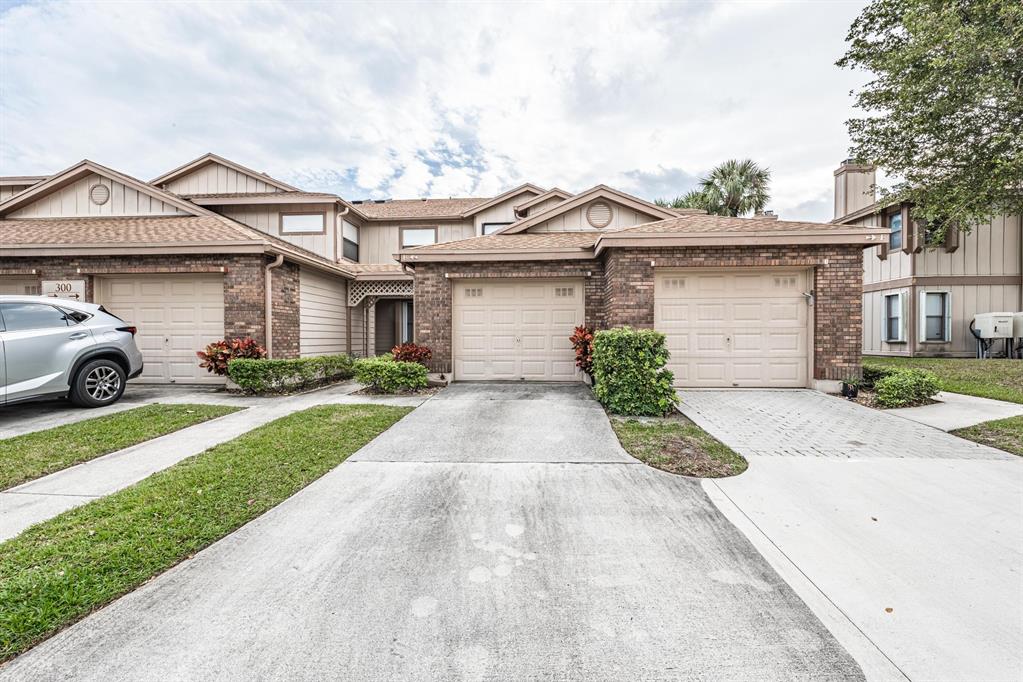 CROSSWINDS AT RIVER BRIDGE CONDO - Residential