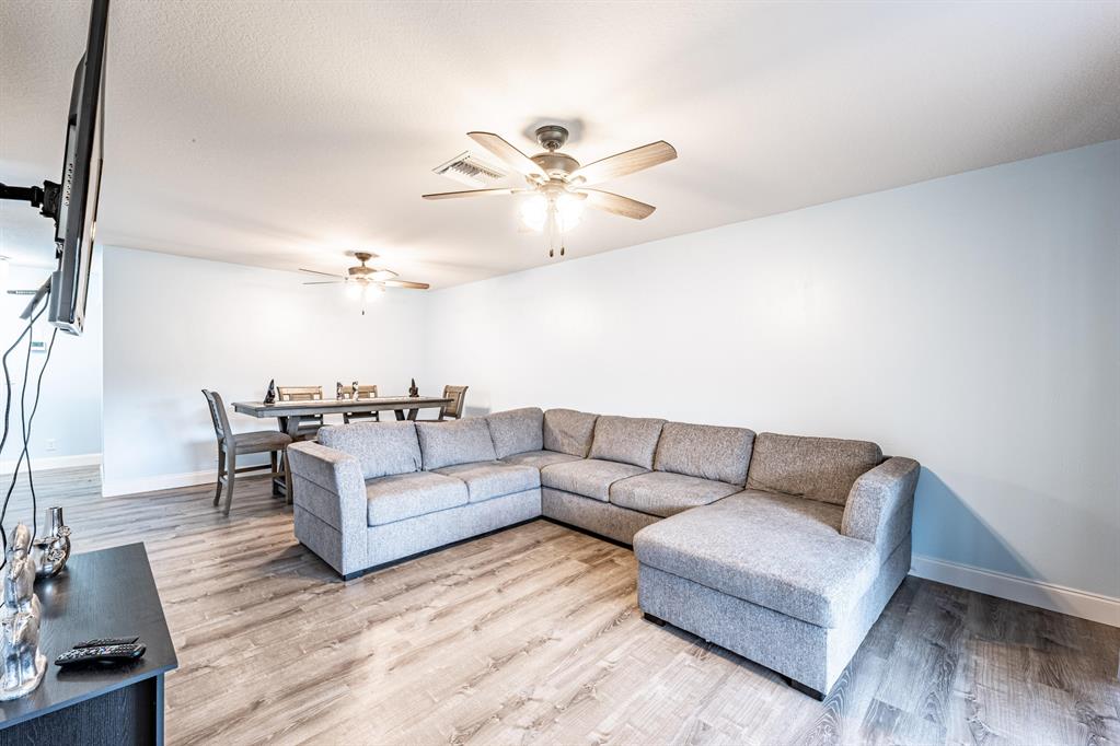 CROSSWINDS AT RIVER BRIDGE CONDO - Residential