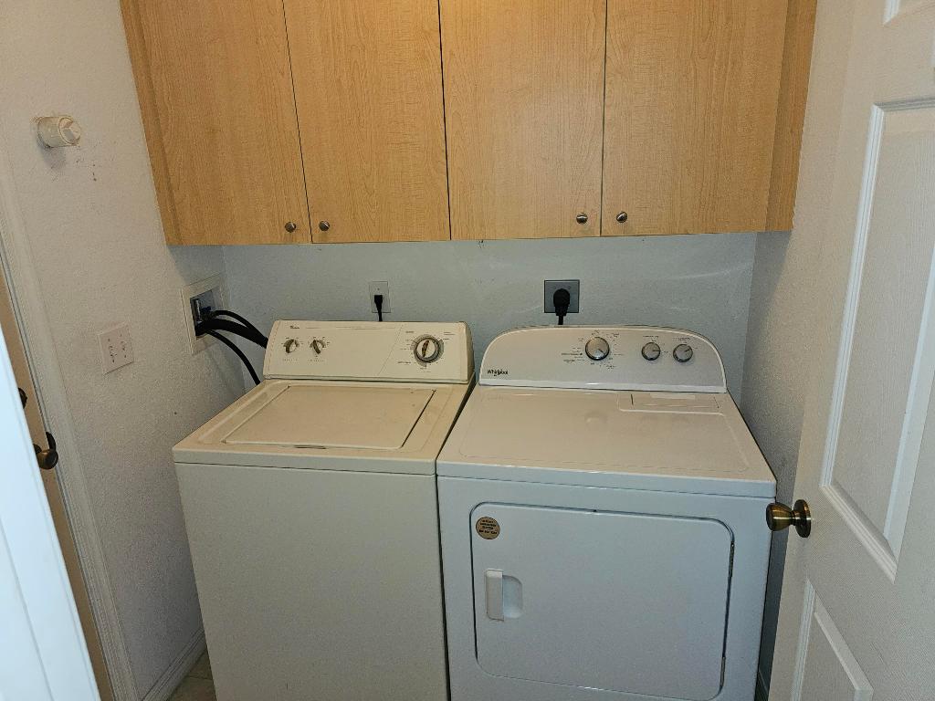 Spanish Lakes Riverfront - Residential