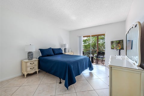 Tiny photo for 2615 Garden Drive N #307, Lake Worth, FL 33461 (MLS # B26048410)