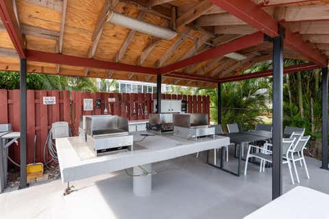 Tiny photo for 2615 Garden Drive N #307, Lake Worth, FL 33461 (MLS # B26048410)