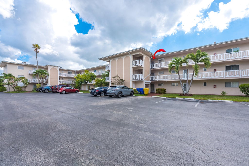 Photo of 2615 Garden Drive N #307, Lake Worth, FL 33461 (MLS # B26048410)