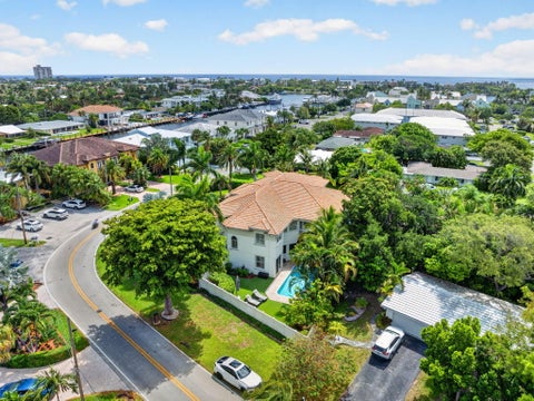 Tiny photo for 2844 NE 26th Avenue, Lighthouse Point, FL 33064 (MLS # B26036363)