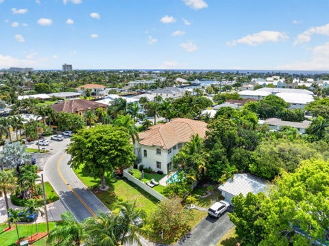 Tiny photo for 2844 NE 26th Avenue, Lighthouse Point, FL 33064 (MLS # B26036363)