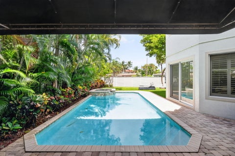 Tiny photo for 2844 NE 26th Avenue, Lighthouse Point, FL 33064 (MLS # B26036363)
