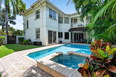 Tiny photo for 2844 NE 26th Avenue, Lighthouse Point, FL 33064 (MLS # B26036363)