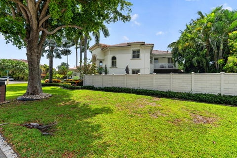 Tiny photo for 2844 NE 26th Avenue, Lighthouse Point, FL 33064 (MLS # B26036363)