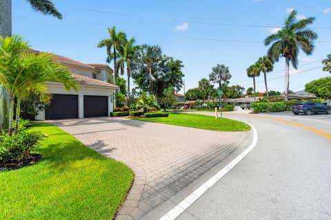 Tiny photo for 2844 NE 26th Avenue, Lighthouse Point, FL 33064 (MLS # B26036363)
