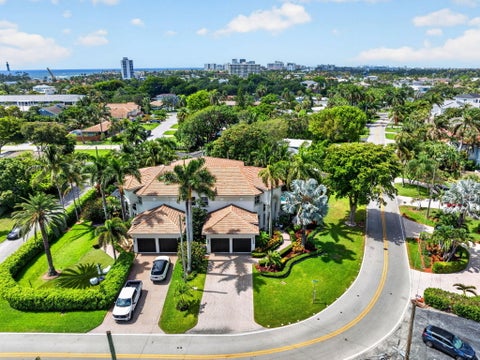 Tiny photo for 2844 NE 26th Avenue, Lighthouse Point, FL 33064 (MLS # B26036363)