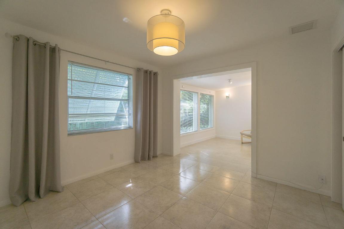 DELRAY TOWN OF - Residential Lease