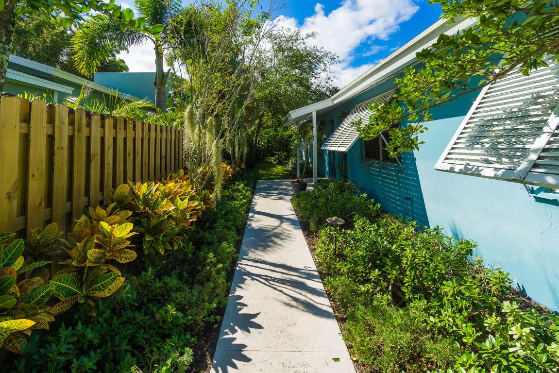 DELRAY TOWN OF - Residential Lease