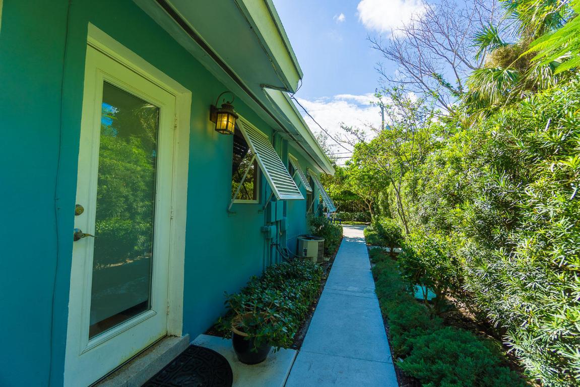 DELRAY TOWN OF - Residential Lease