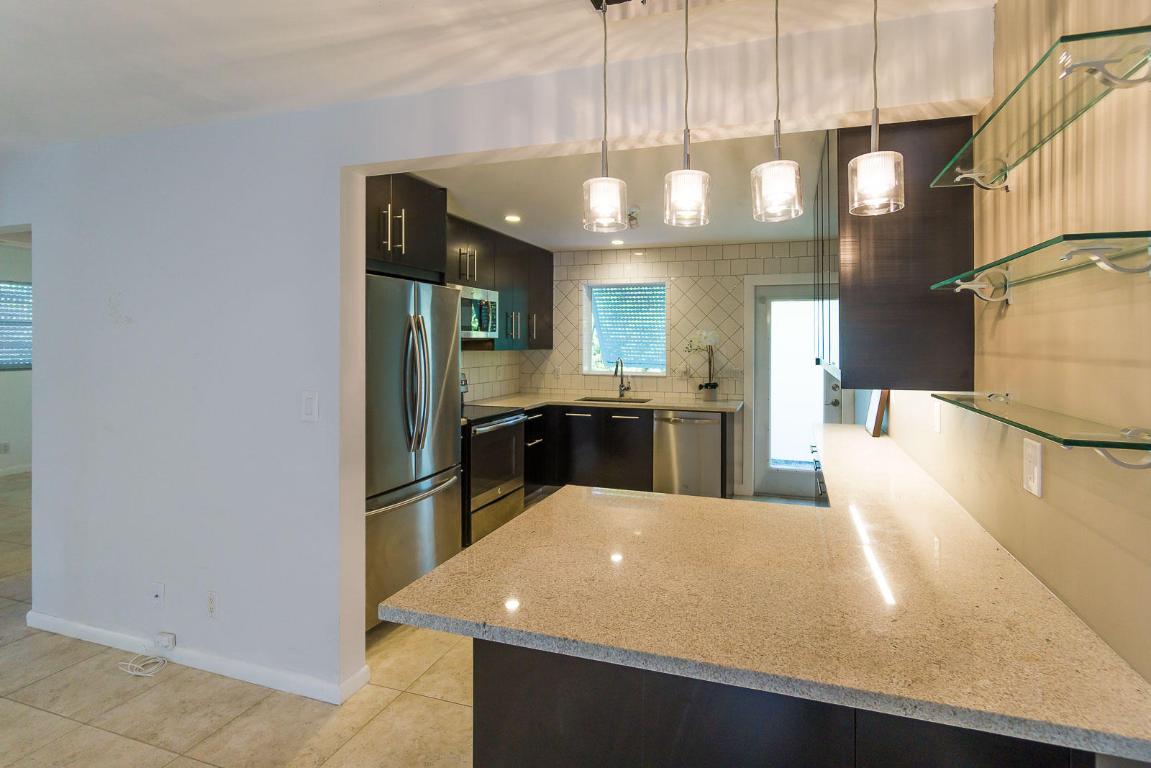 DELRAY TOWN OF - Residential Lease