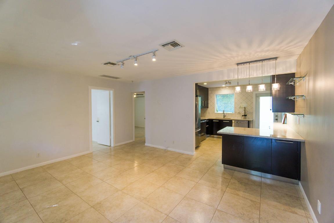 DELRAY TOWN OF - Residential Lease