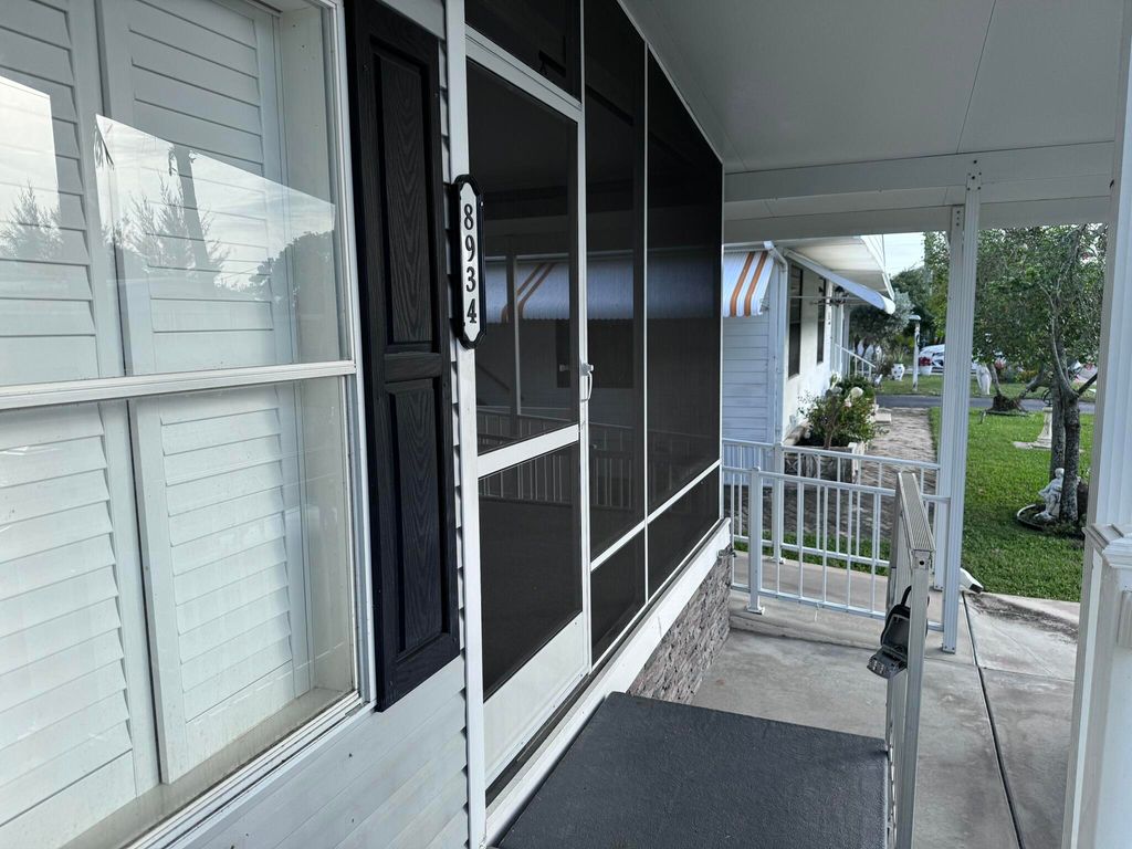 Photo of 8934 W Shady Lane, Boynton Beach, FL 33436 (MLS # R11053903)