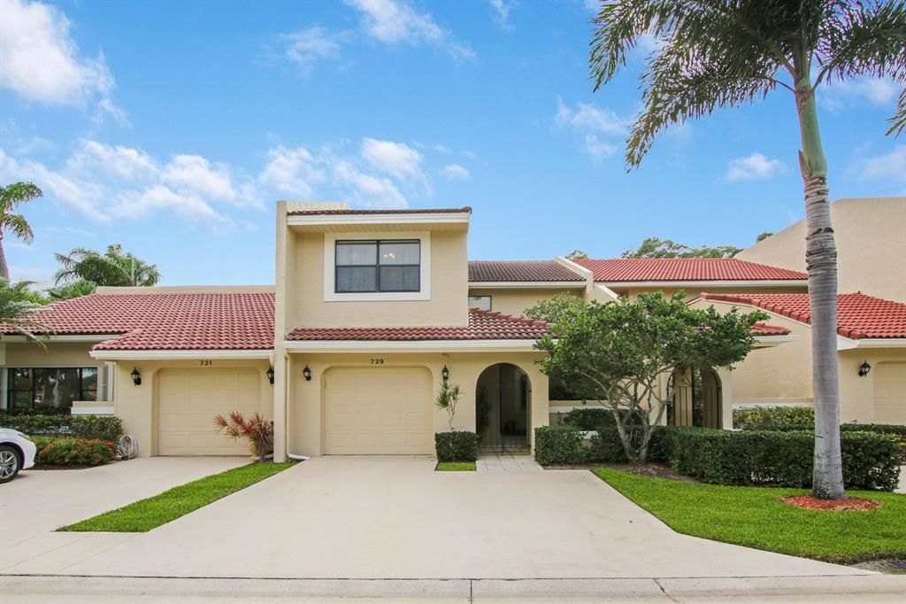 Photo of 729 Windermere Way Way, Palm Beach Gardens, FL 33418 (MLS # R10712950)