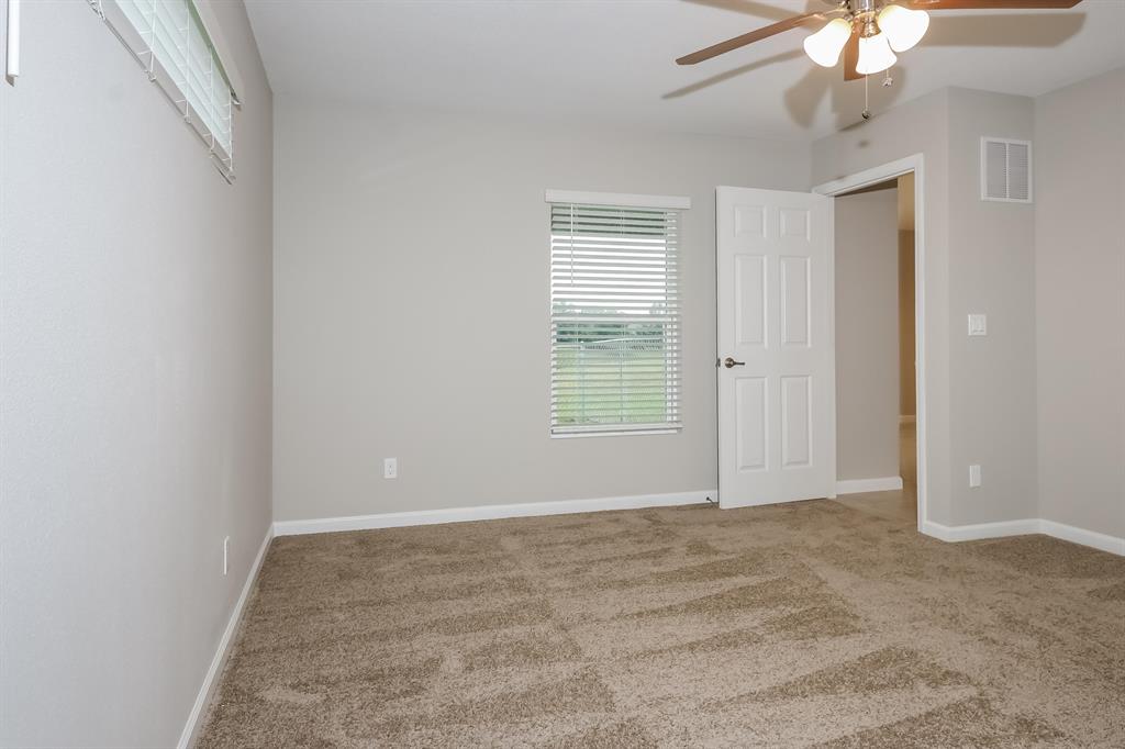 PORT ST LUCIE SECTION 41 - Residential Lease