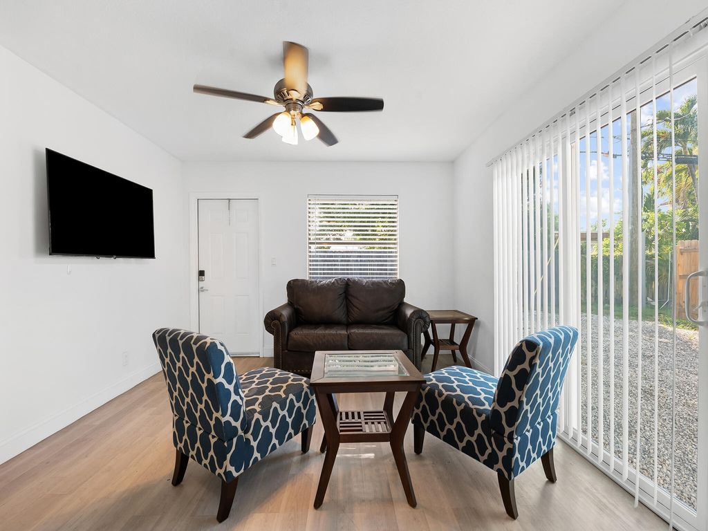 Photo of 321 SW 14th Street #3, Fort Lauderdale, FL 33315 (MLS # B26039049)