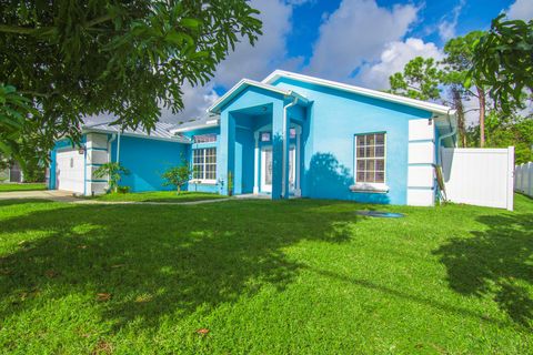 A home in Port St Lucie