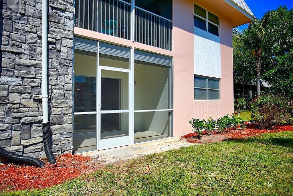 THE LITTLE CLUB CONDO - Residential