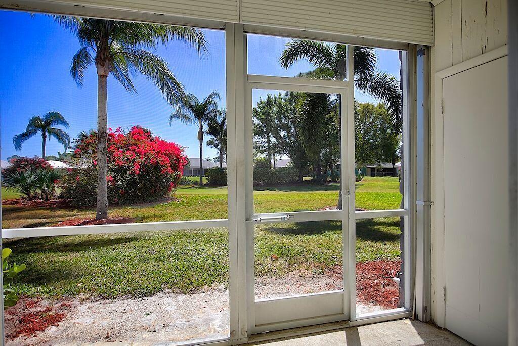 THE LITTLE CLUB CONDO - Residential