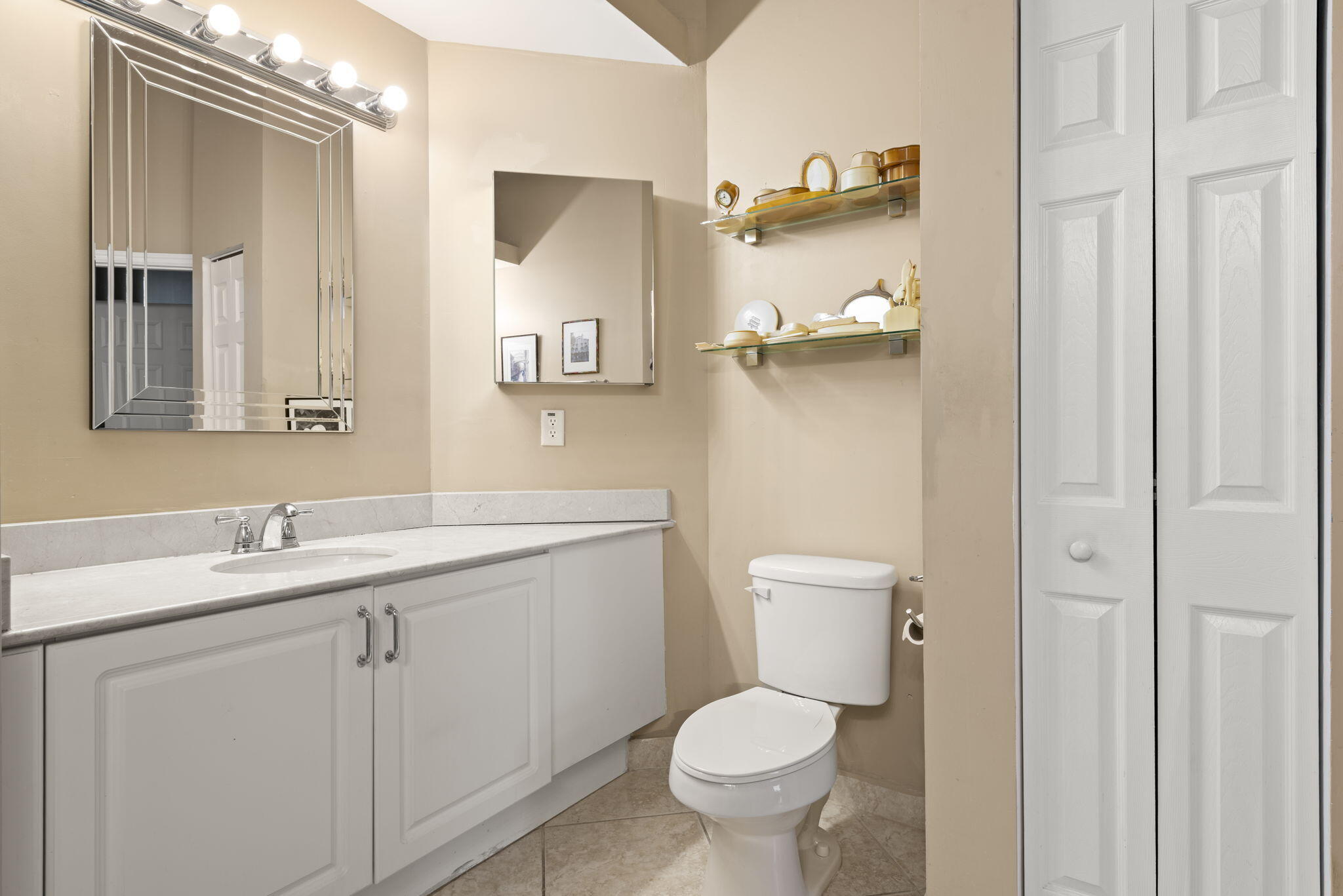 MADISON LAKES - Residential