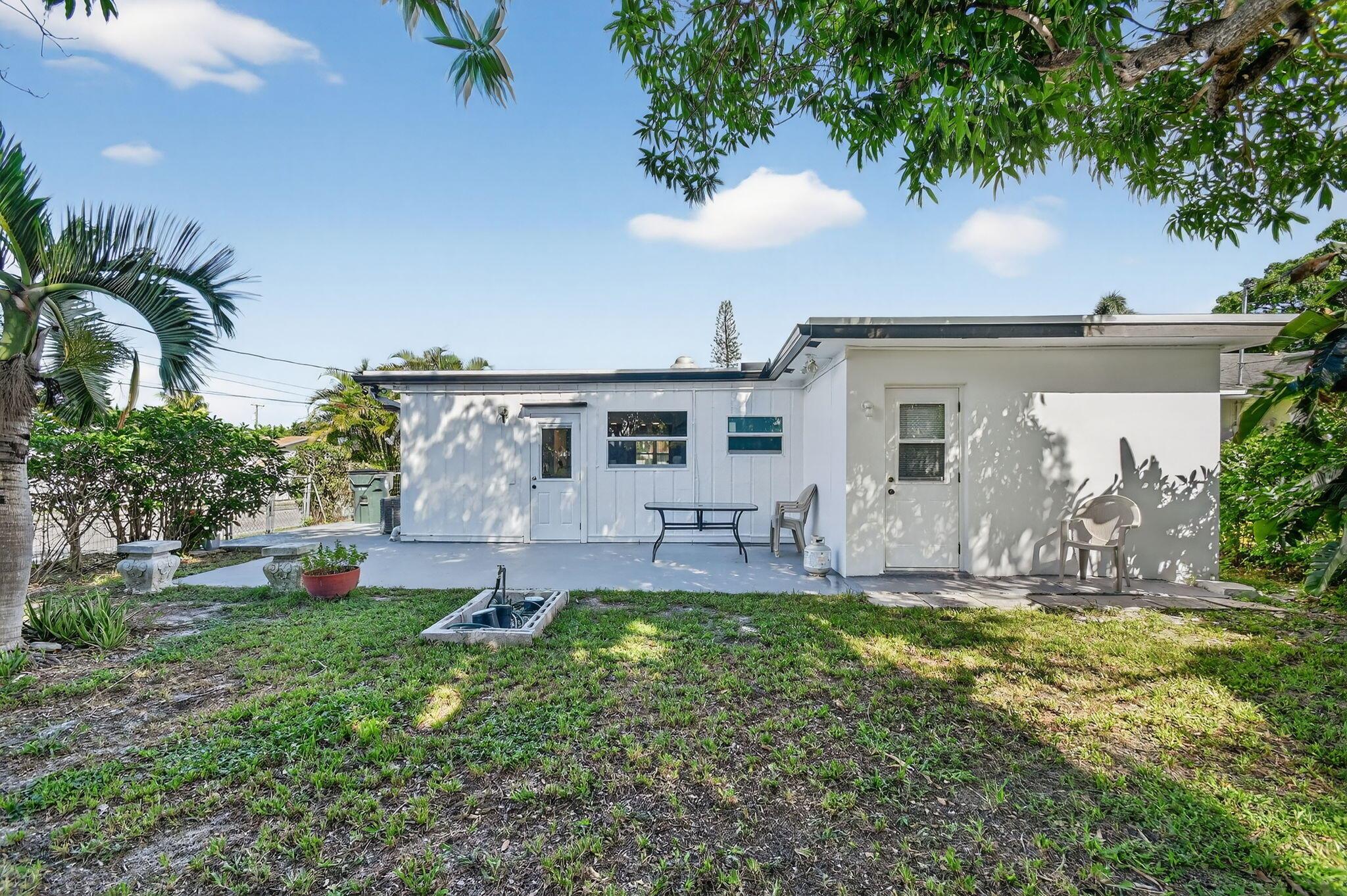 Town of Lake Worth - Residential Income