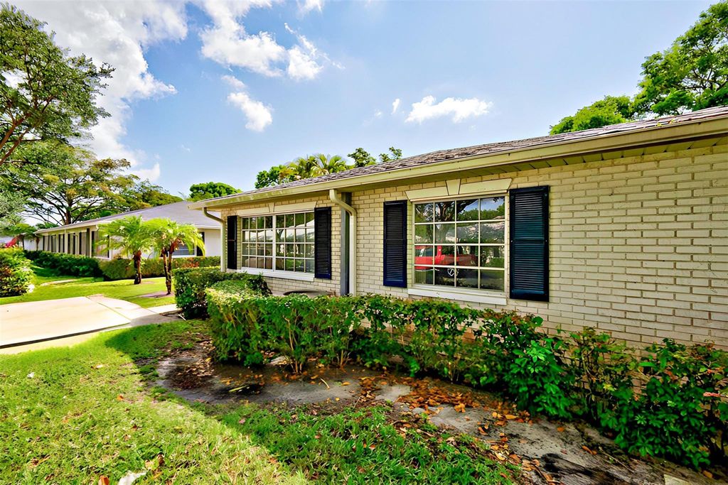 Photo of 10158 S 42nd Terrace #156, Boynton Beach, FL 33436 (MLS # F10505678)