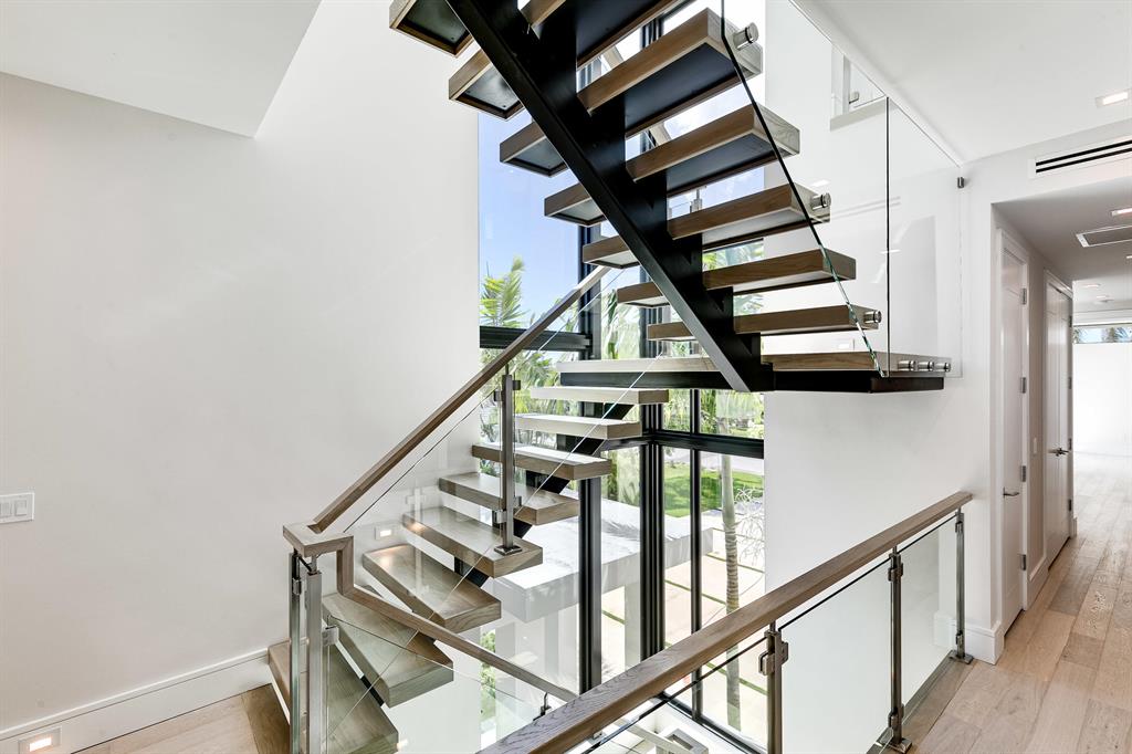 CUSHMAN ALAIN SUB IN - Residential