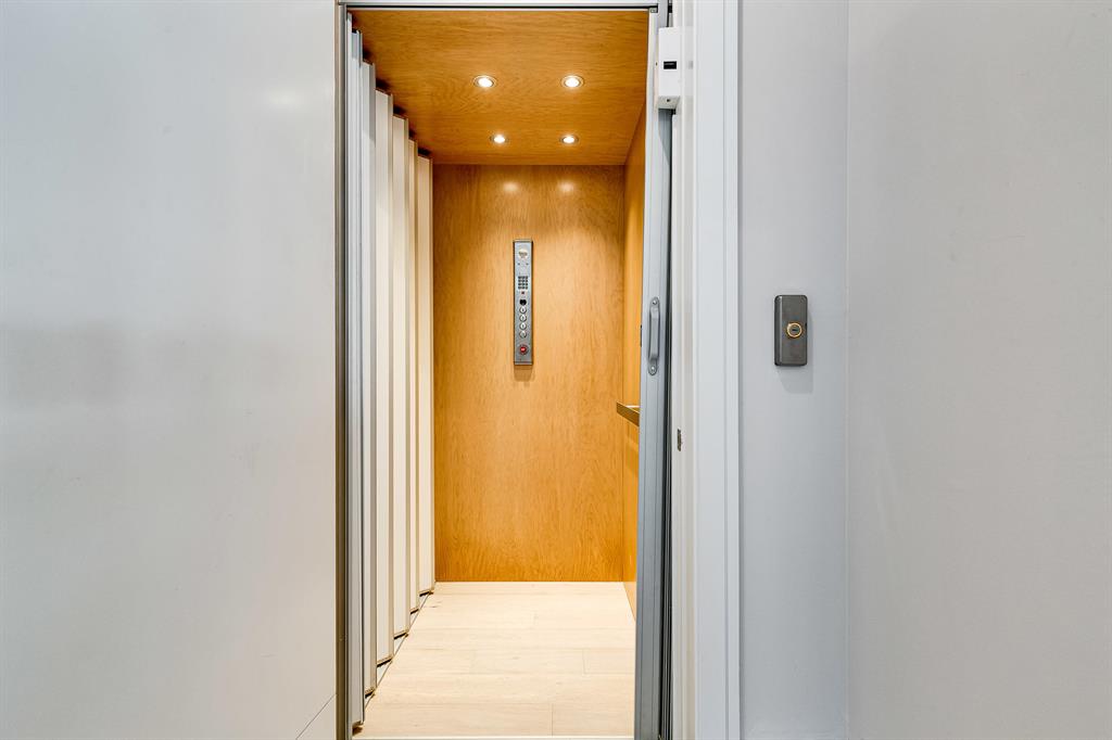 CUSHMAN ALAIN SUB IN - Residential