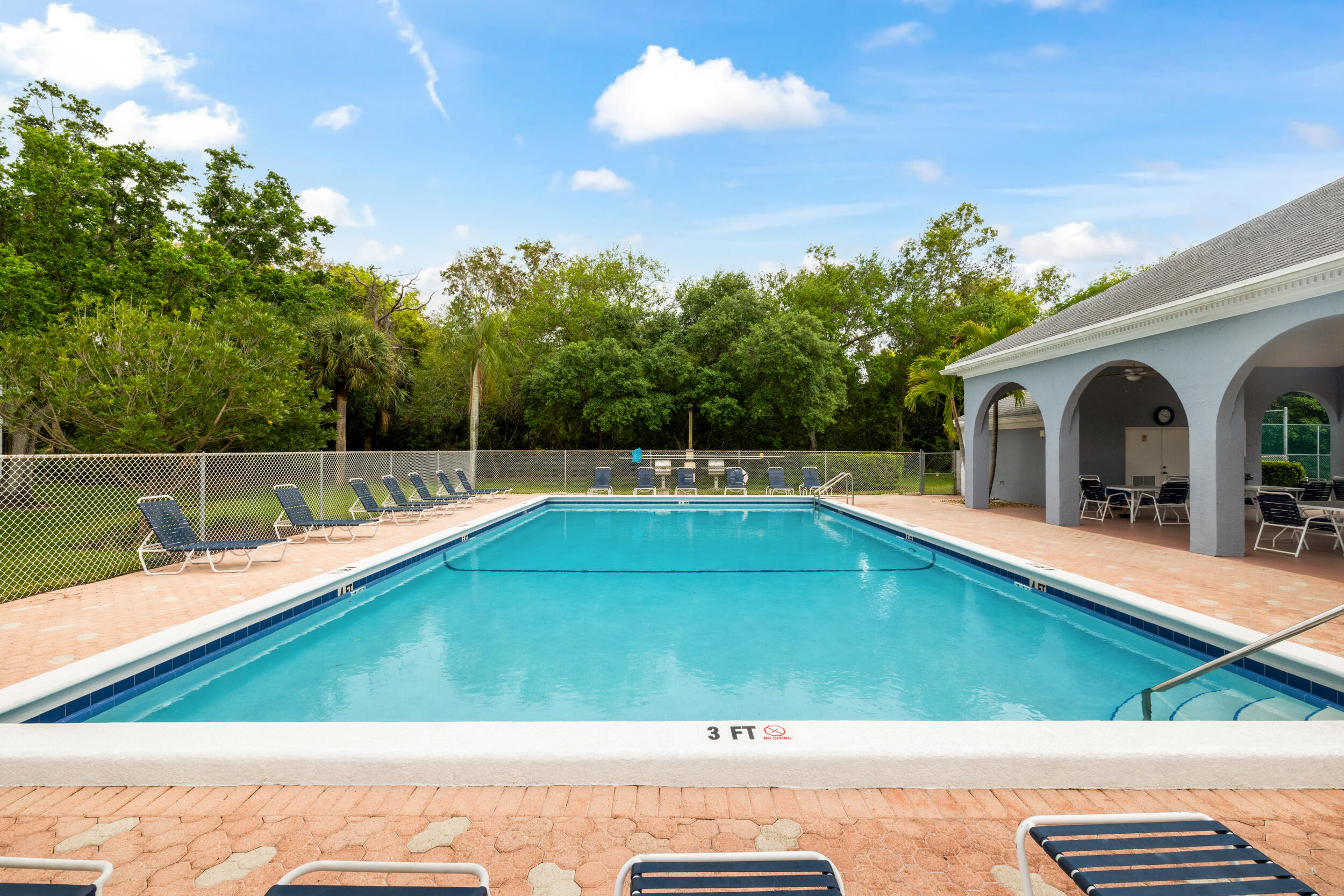 THE VILLAGE OF STUART CONDO - Residential