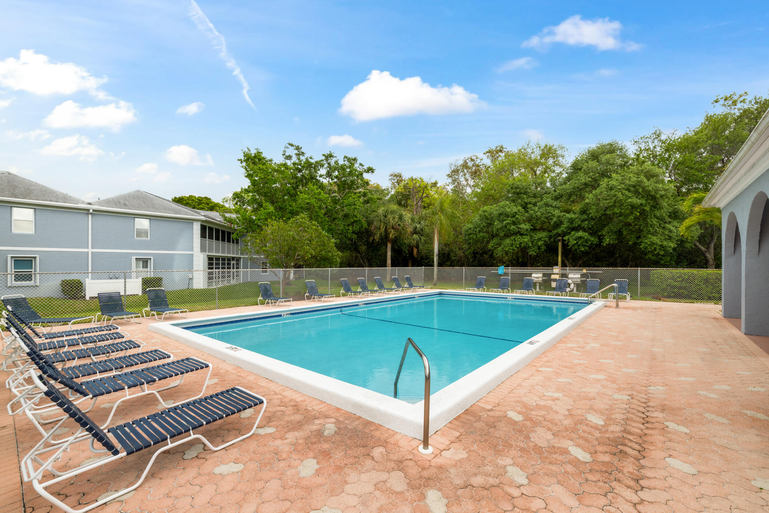 THE VILLAGE OF STUART CONDO - Residential